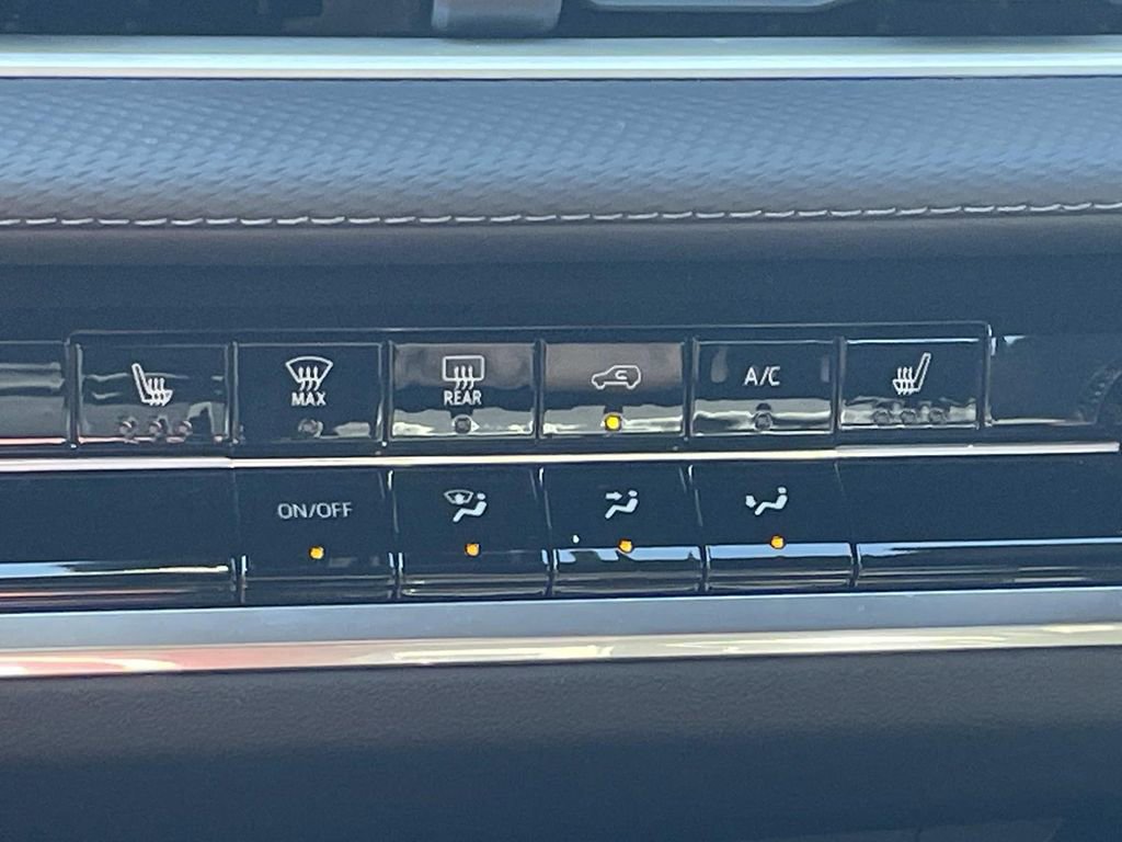 New 2026 Chevrolet Equinox LT image 21