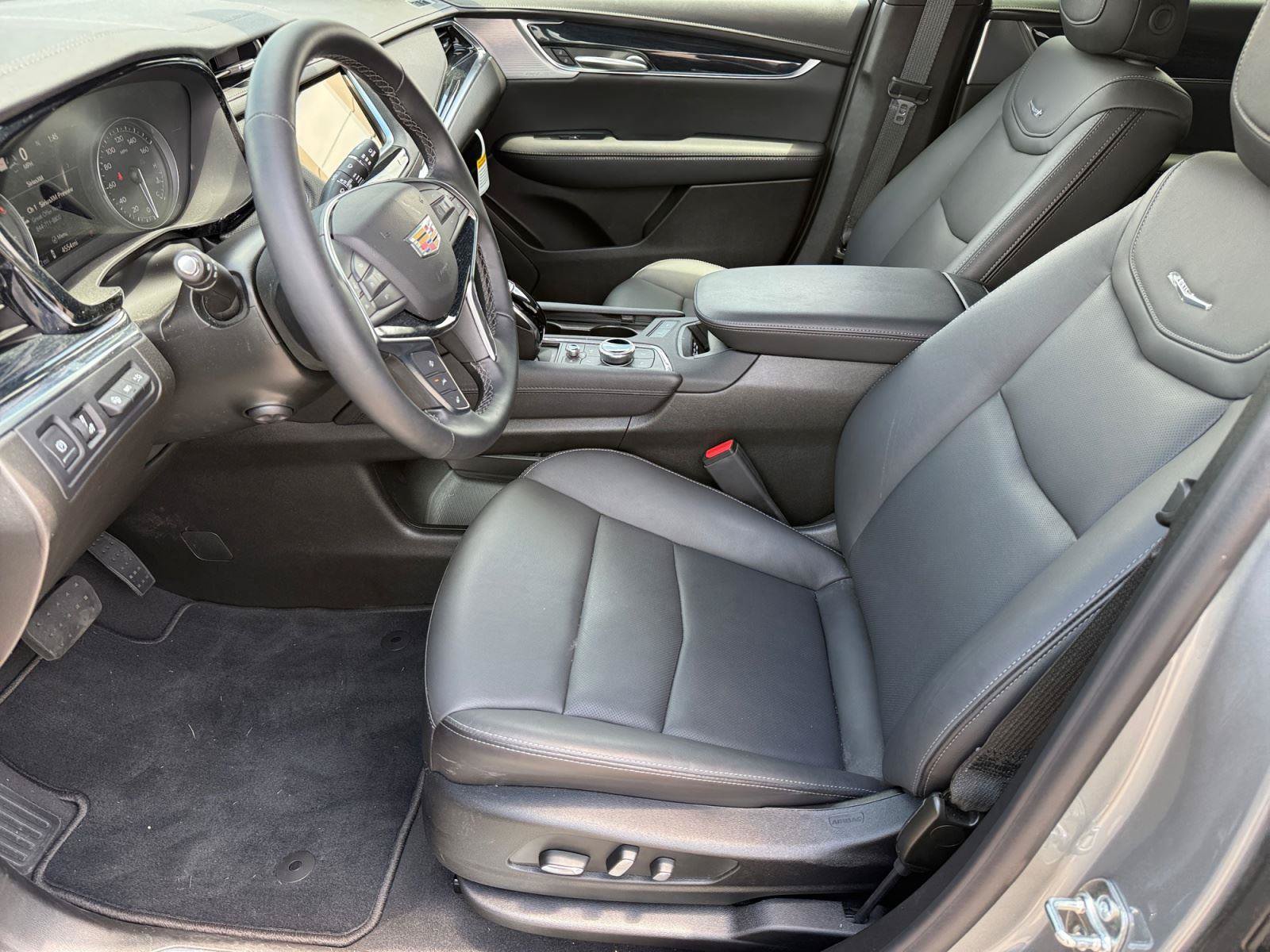 New 2026 Cadillac XT5 Premium Luxury w/ Driver Assist Package FWD image 10
