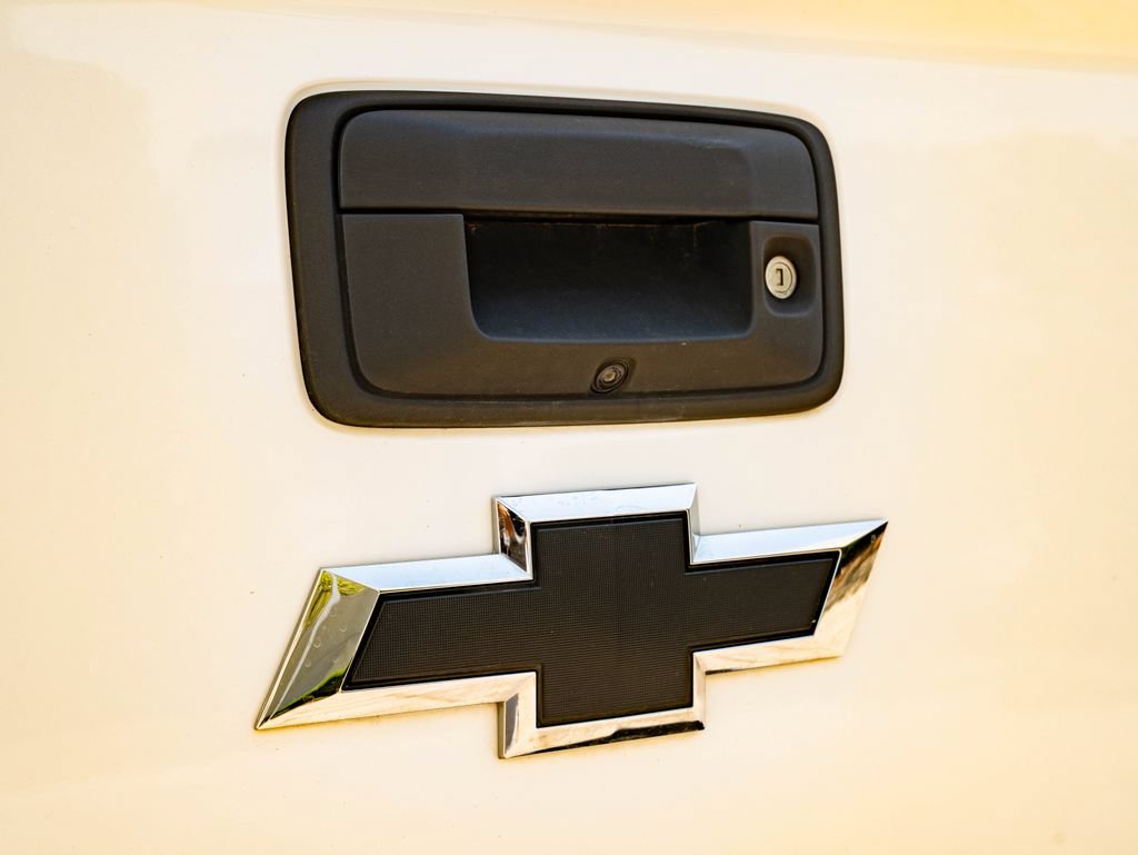 Used 2020 Chevrolet Colorado W/T w/ Custom Special Edition AWD/4WD image 17