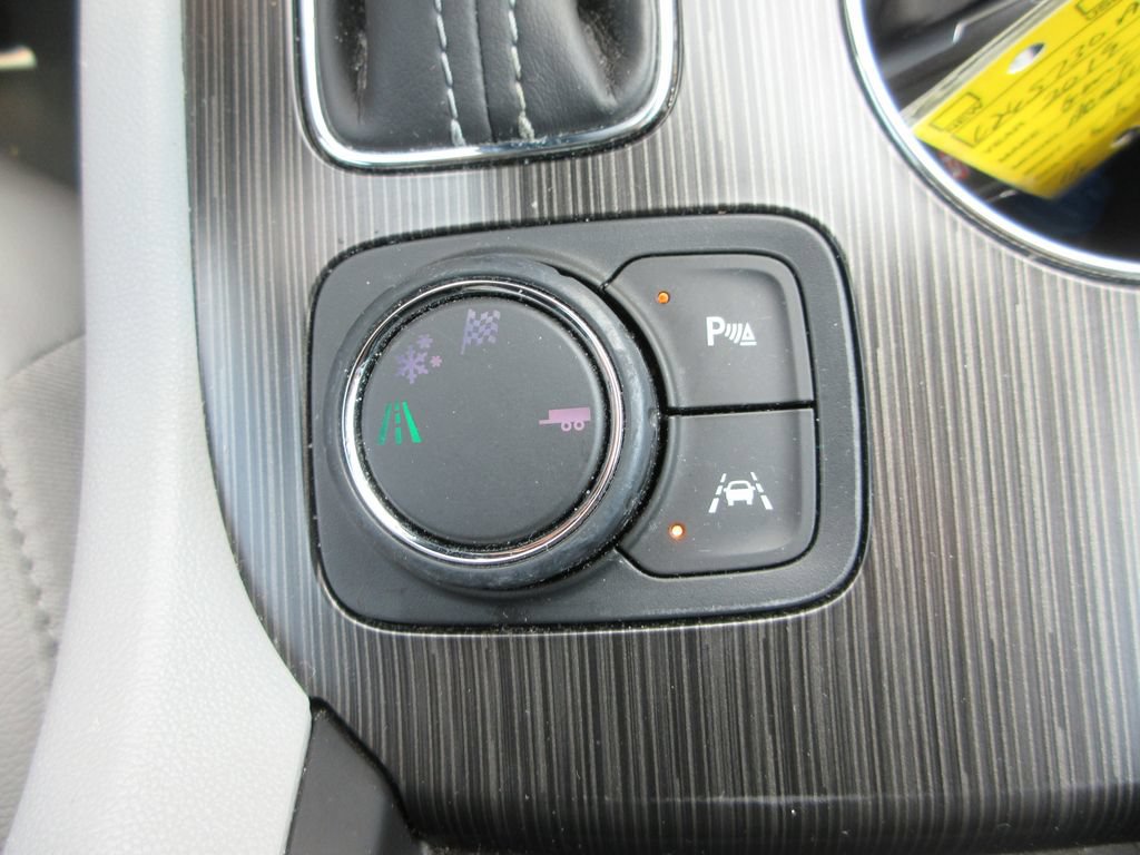 Certified 2019 GMC Acadia SLT FWD image 35