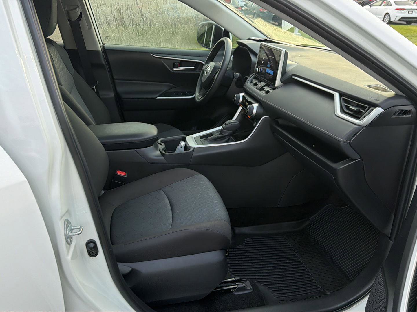 Certified 2025 Toyota RAV4 XLE w/ Convenience Package FWD image 13