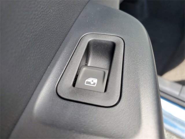 New 2025 Volkswagen Taos SE image 14