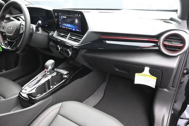 New 2026 Chevrolet Trax RS w/ Sunroof Package FWD image 29