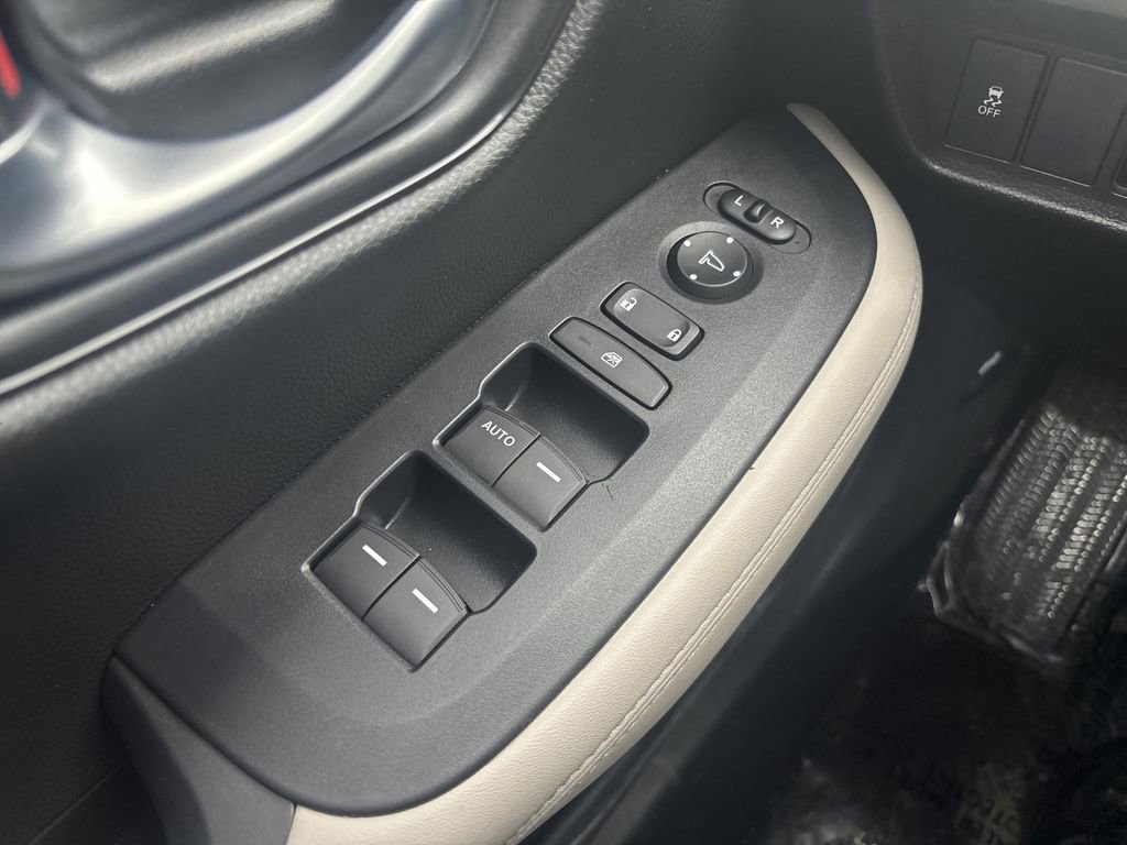 Used 2026 Honda HR-V LX image 24