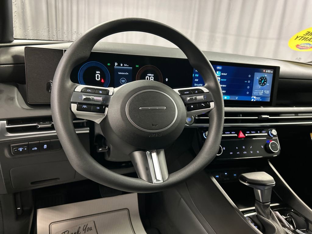 New 2025 Hyundai Santa Cruz SEL image 13