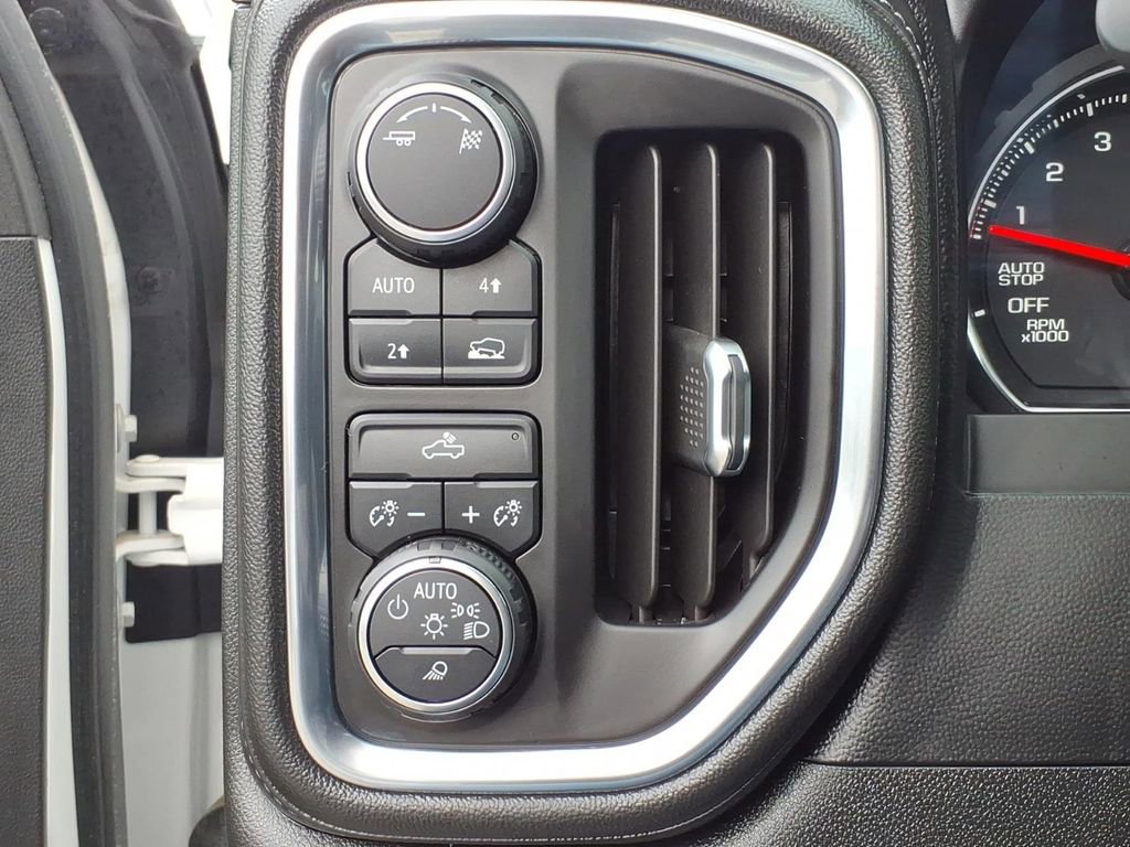 Used 2019 Chevrolet Silverado 1500 LT w/ All-Star Edition image 16