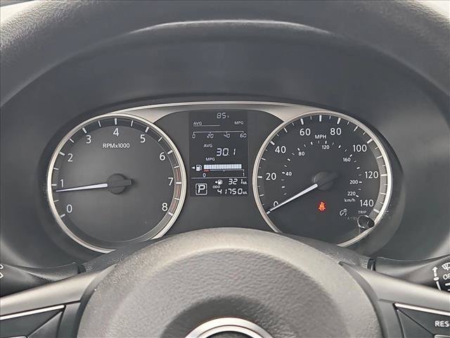 Used 2024 Nissan Kicks S FWD image 9