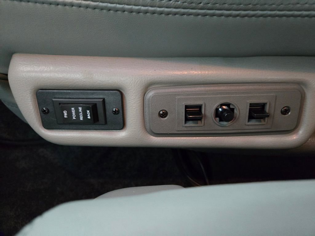 New 2024 GMC Savana 2500 image 26