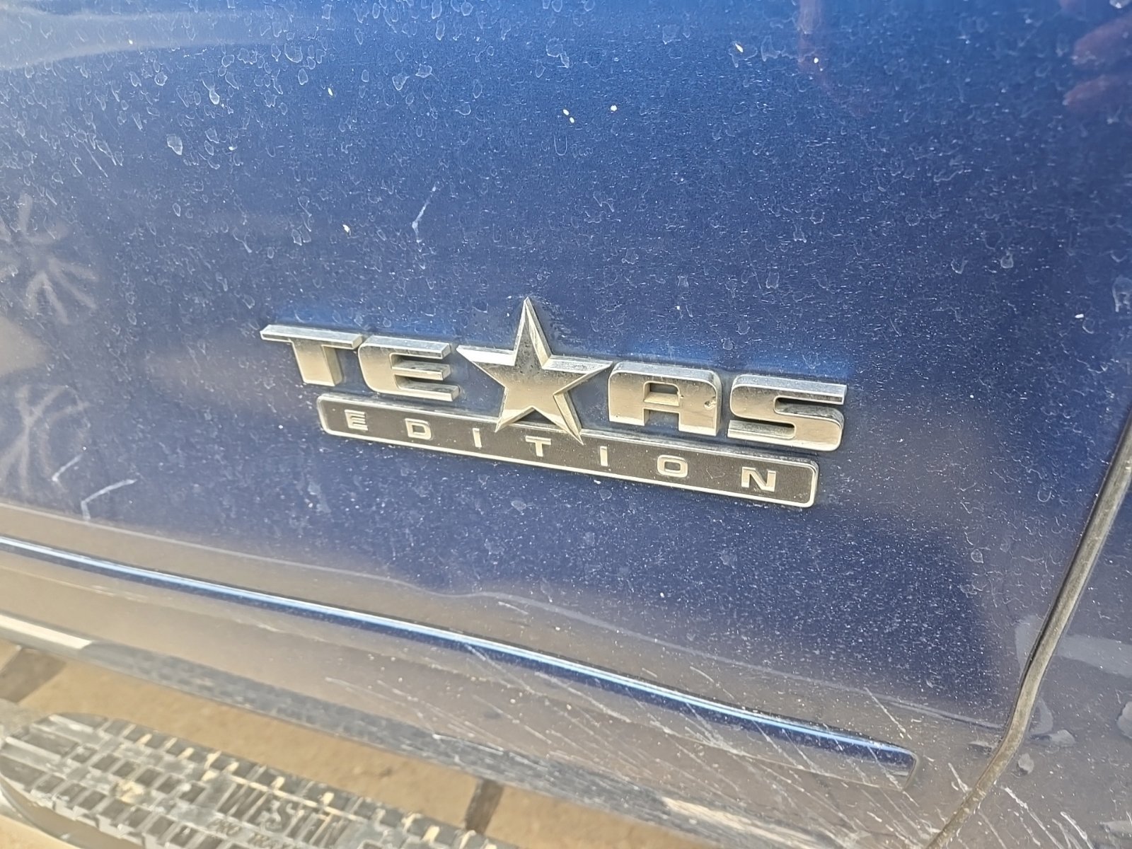 Used 2015 Chevrolet Silverado 1500 LT w/ Texas Edition, 1LT Trim RWD image 4
