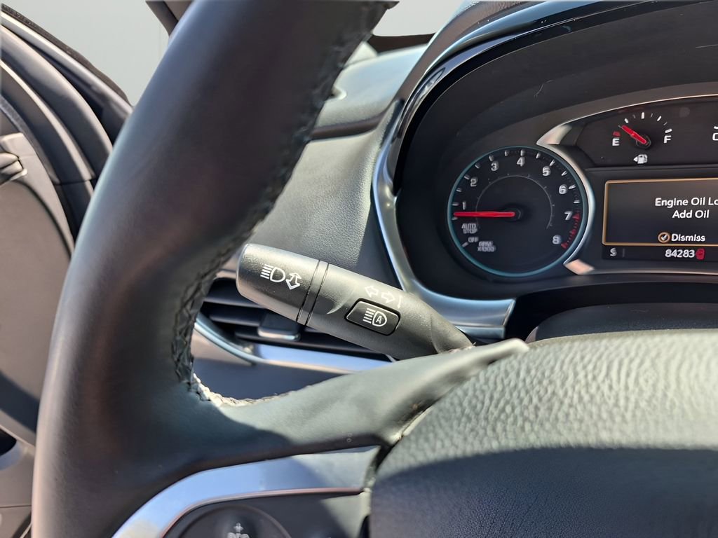 Used 2023 Chevrolet Traverse LT AWD/4WD image 36