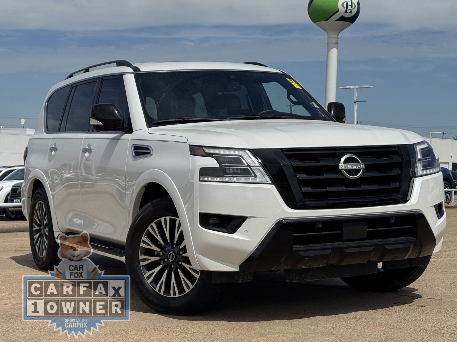 Used 2023 Nissan Armada SL w/ Midnight Edition Package RWD image 2