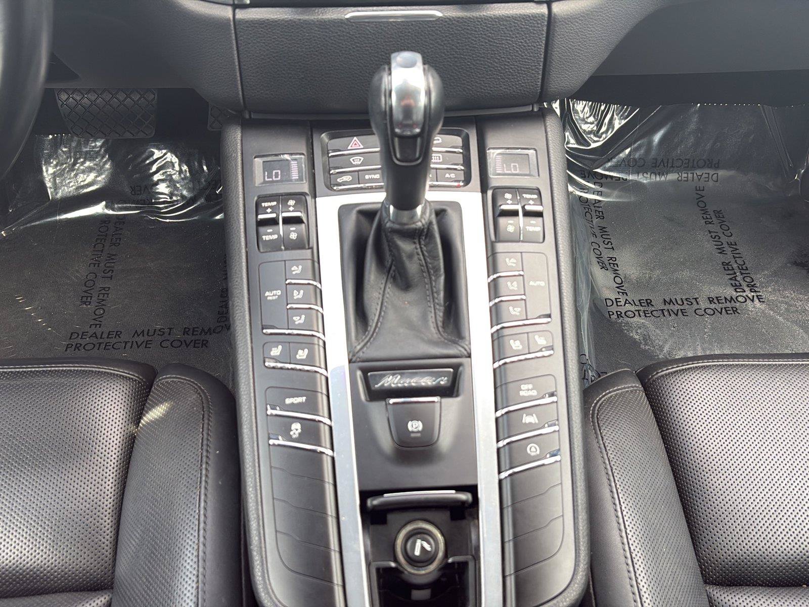 Used 2018 Porsche Macan S AWD/4WD image 19