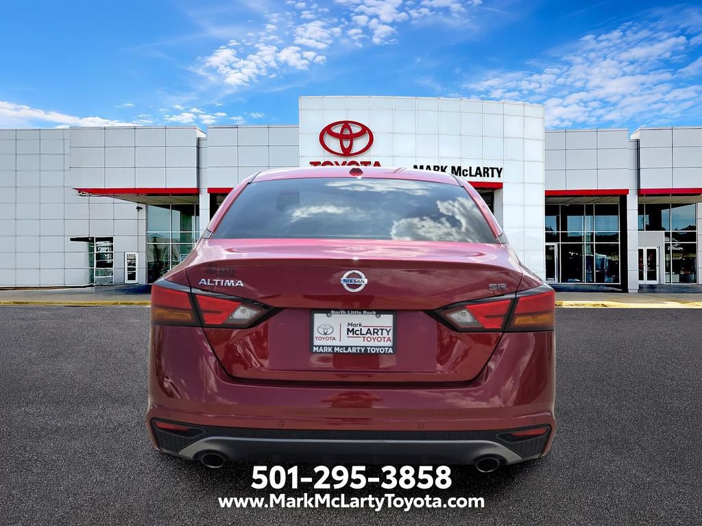 Used 2020 Nissan Altima 2.5 SR FWD image 4