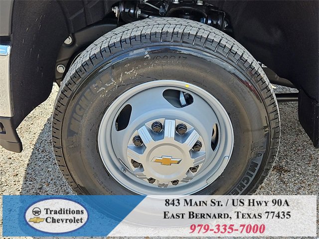 New 2026 Chevrolet Silverado 3500 W/T image 32