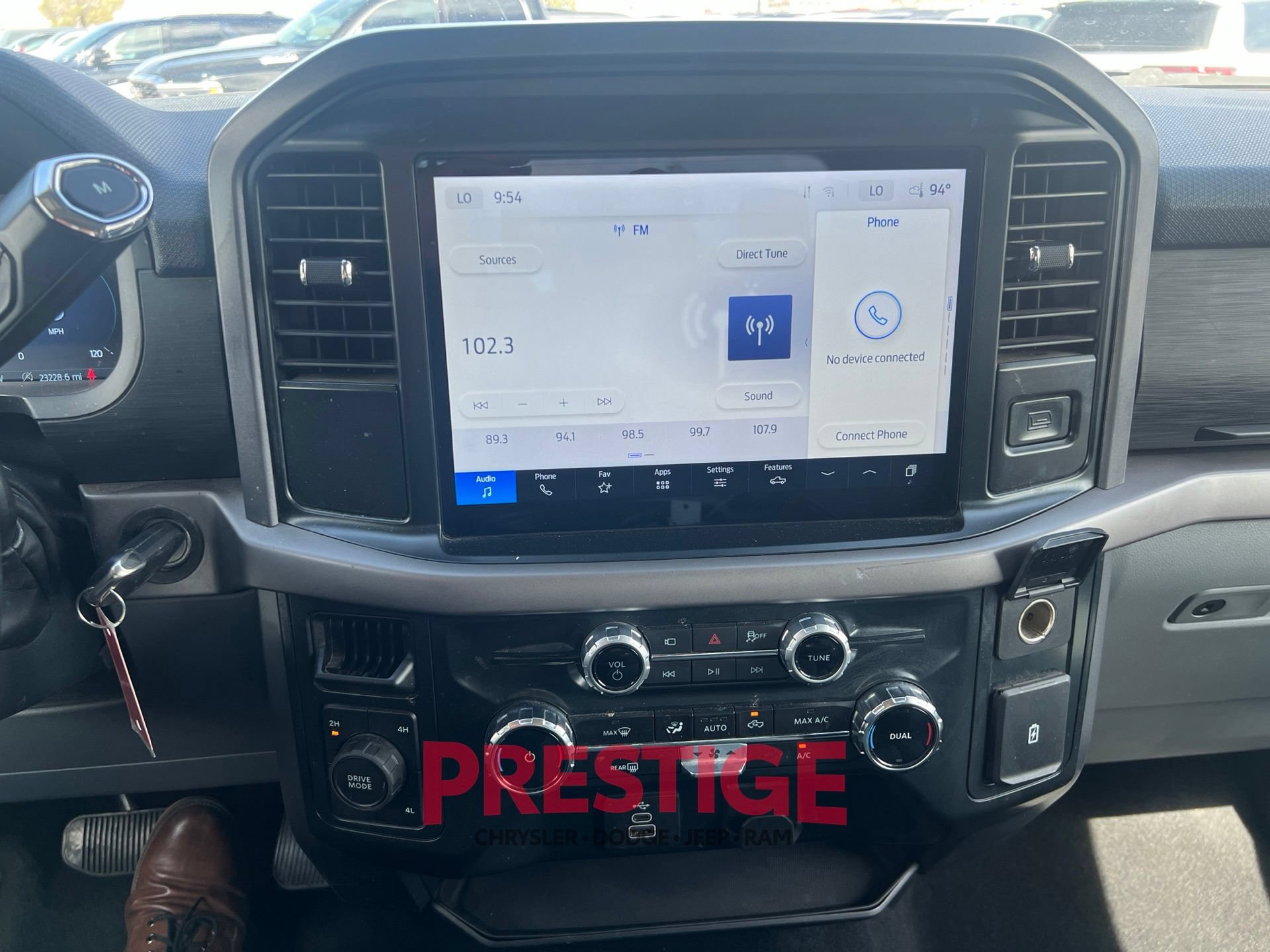 Used 2025 Ford F150 XLT w/ Equipment Group 301A Standard AWD/4WD image 39