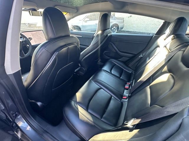 Used 2021 Tesla Model 3 Long Range image 10