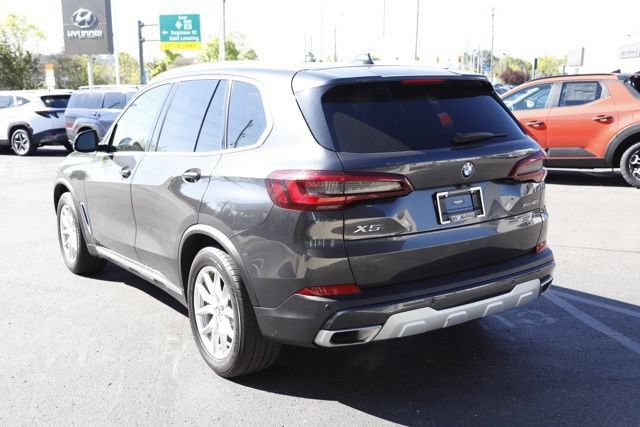 Used 2021 BMW X5 xDrive40i w/ Convenience Package AWD/4WD image 7