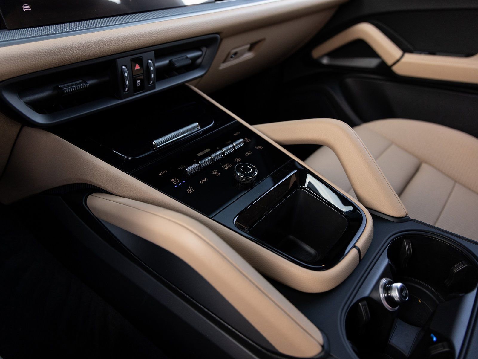 Certified 2026 Porsche Cayenne E-Hybrid image 18