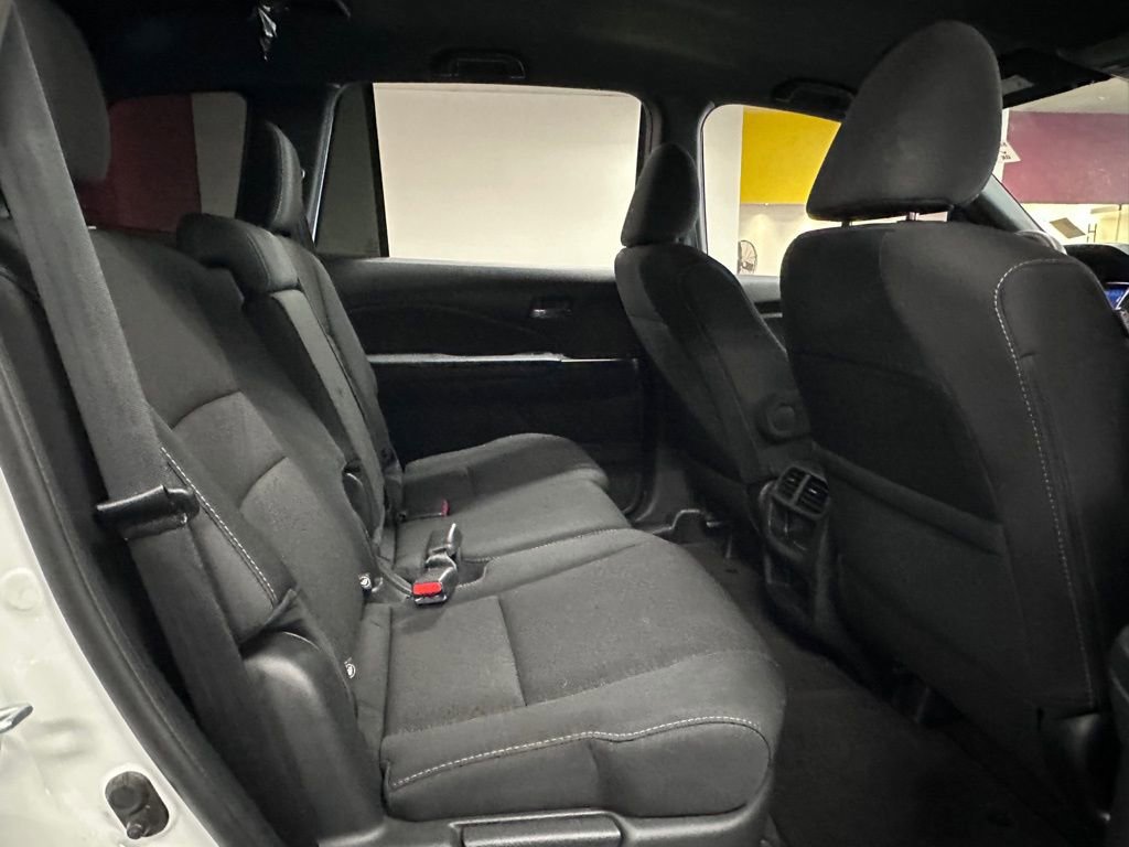 Used 2021 Honda Passport Sport image 29