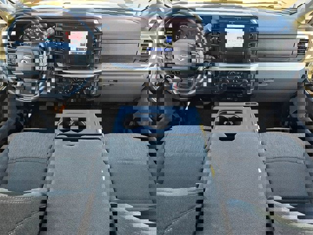 Certified 2025 Ford F250 XLT w/ FX4 Off-Road Package image 9