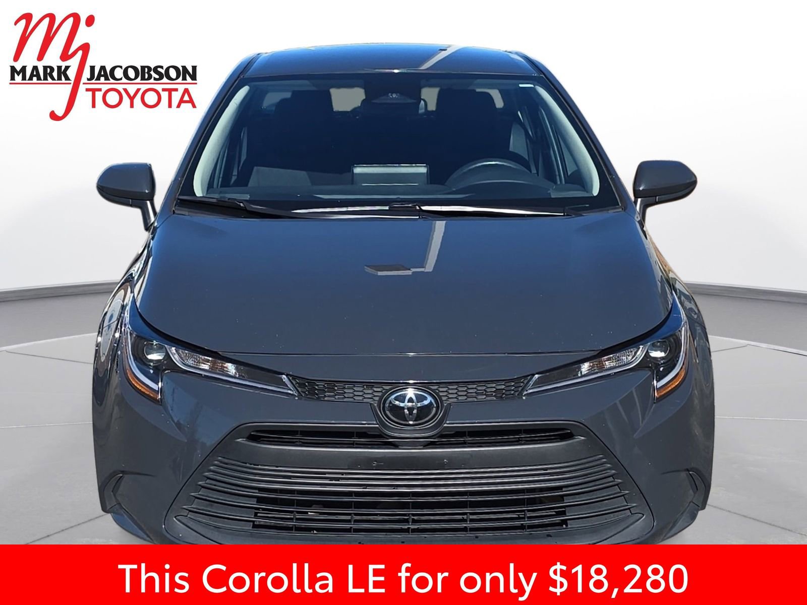 Used 2024 Toyota Corolla LE image 3