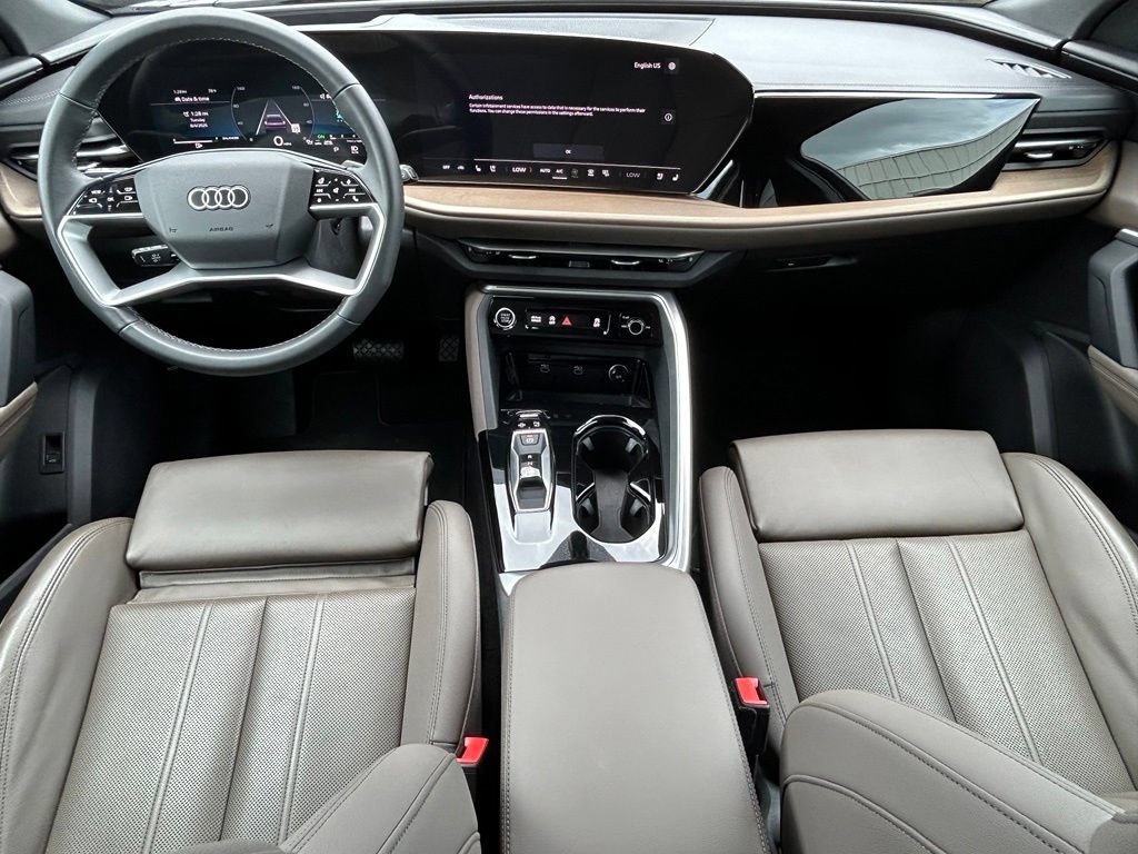 Used 2025 Audi Q5 Premium Plus AWD/4WD image 10