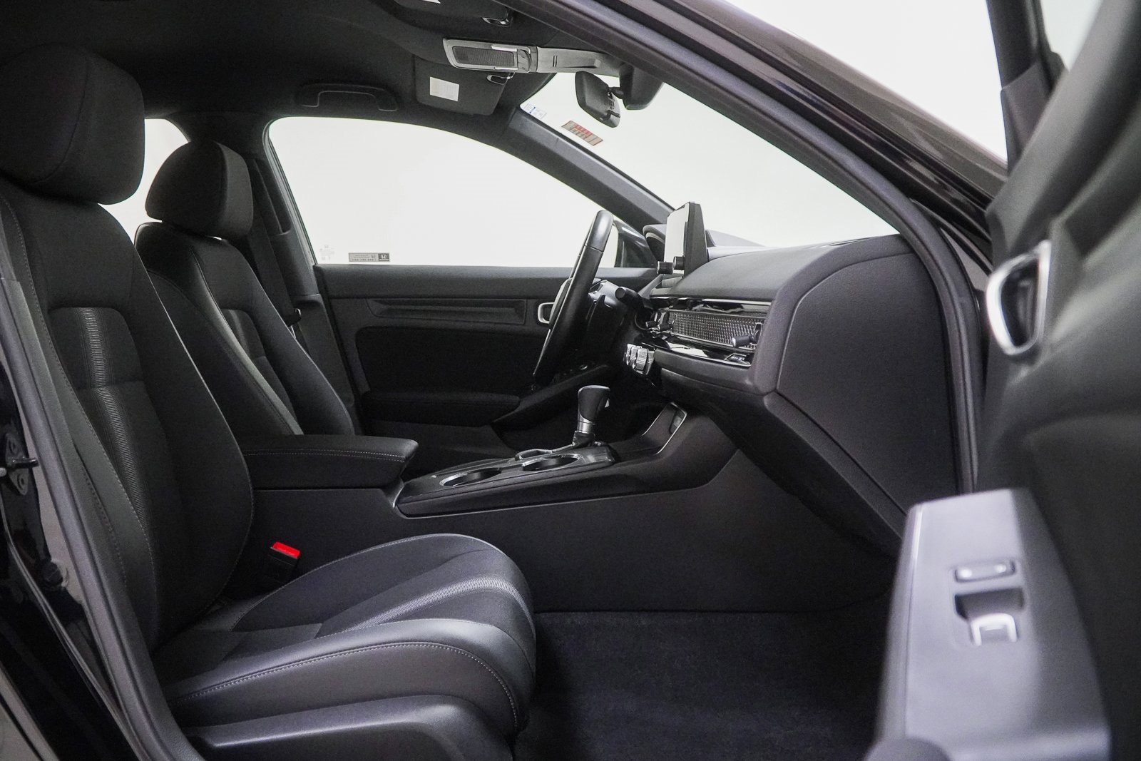 Used 2024 Honda Civic Sport image 31