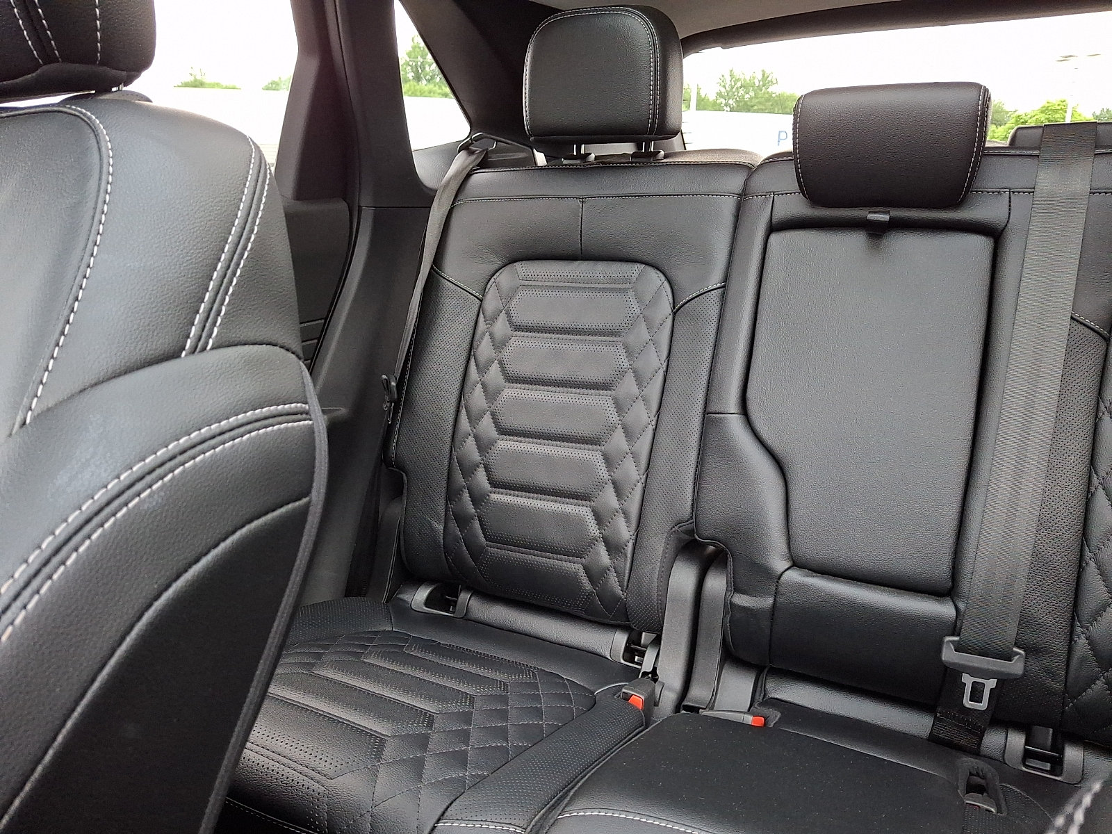 Used 2023 Ford Escape SE w/ PHEV Premium Package FWD image 18