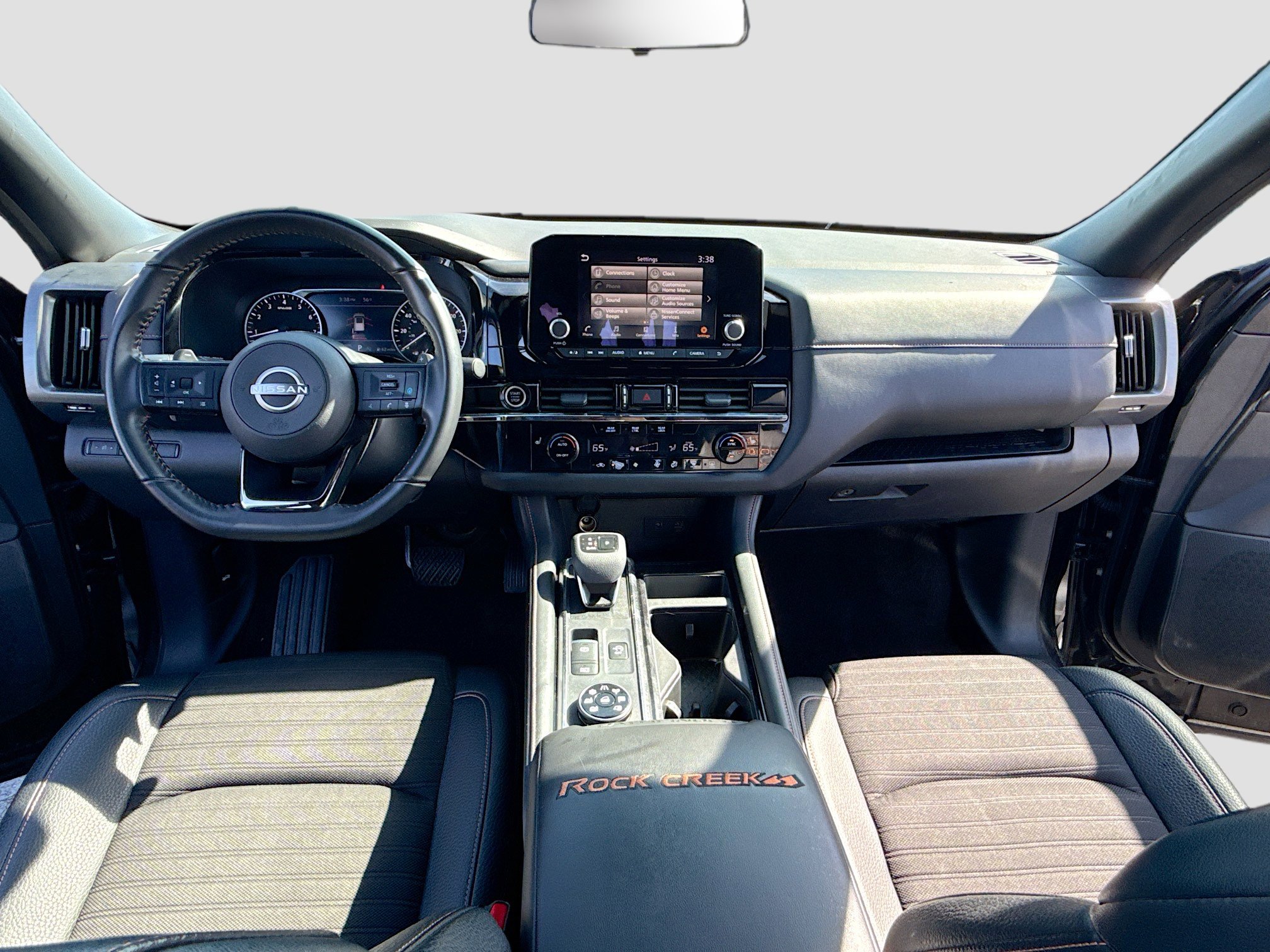 Used 2024 Nissan Pathfinder Rock Creek image 3