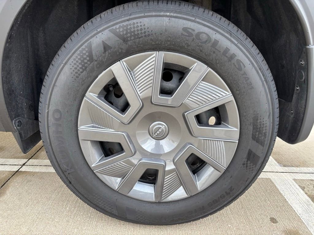 Used 2025 Nissan Kicks S image 8