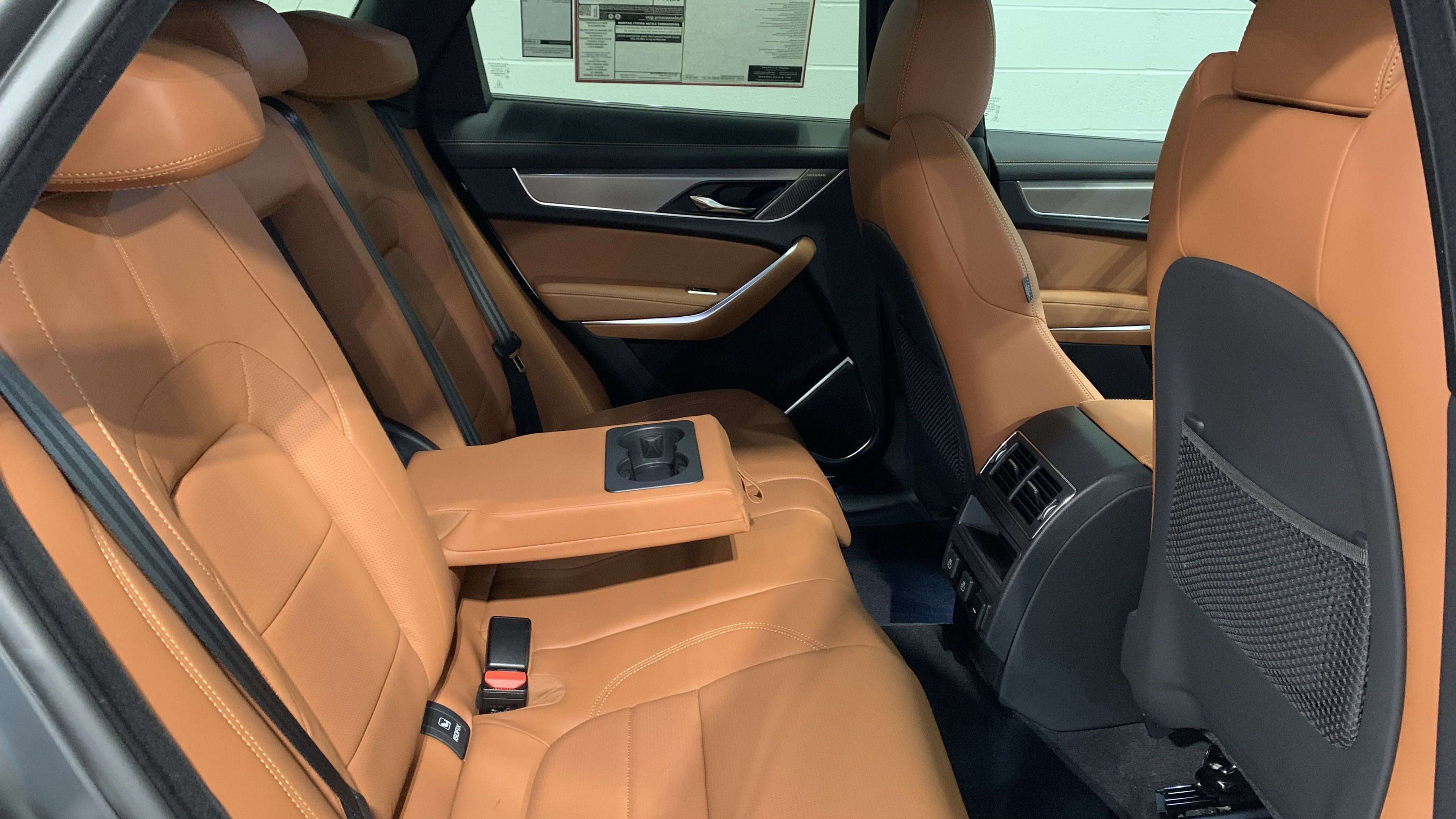 New 2026 Jaguar F-PACE R-Dynamic S image 16