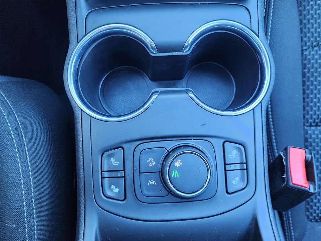 Used 2023 GMC Terrain SLE w/ Driver Convenience Package image 39