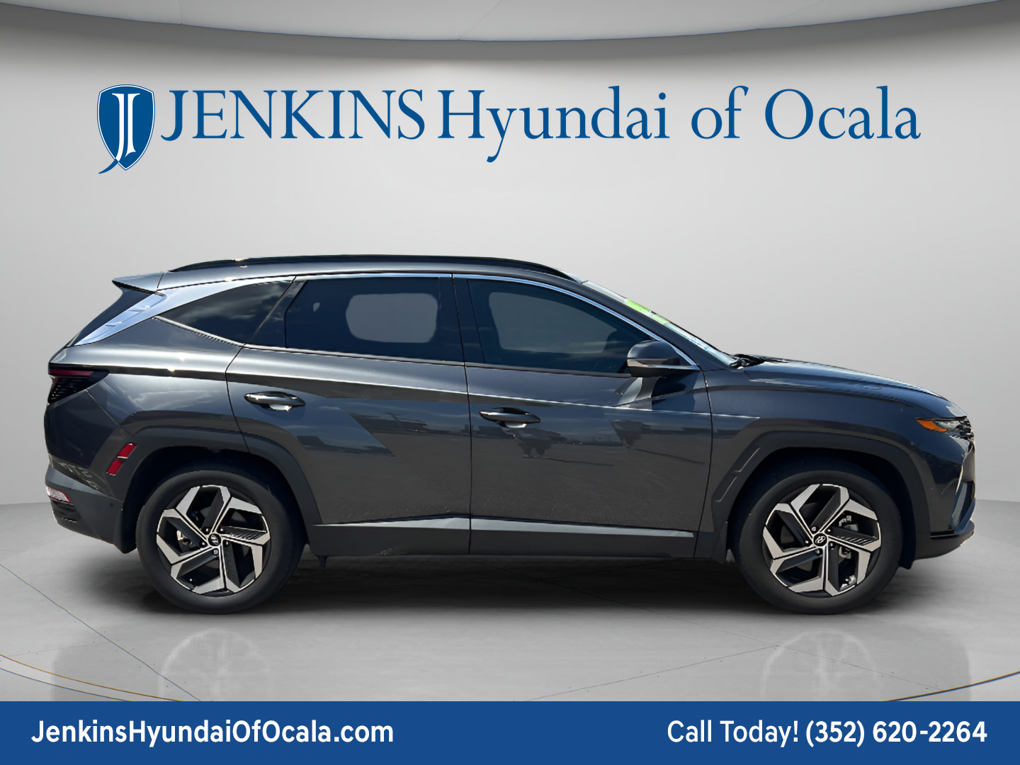 Used 2024 Hyundai Tucson Limited FWD image 2