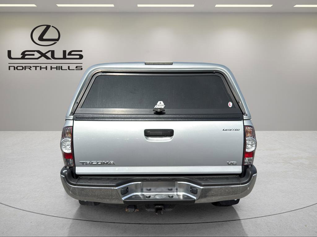 Used 2013 Toyota Tacoma 4x4 Double Cab w/ Limited Pkg image 7