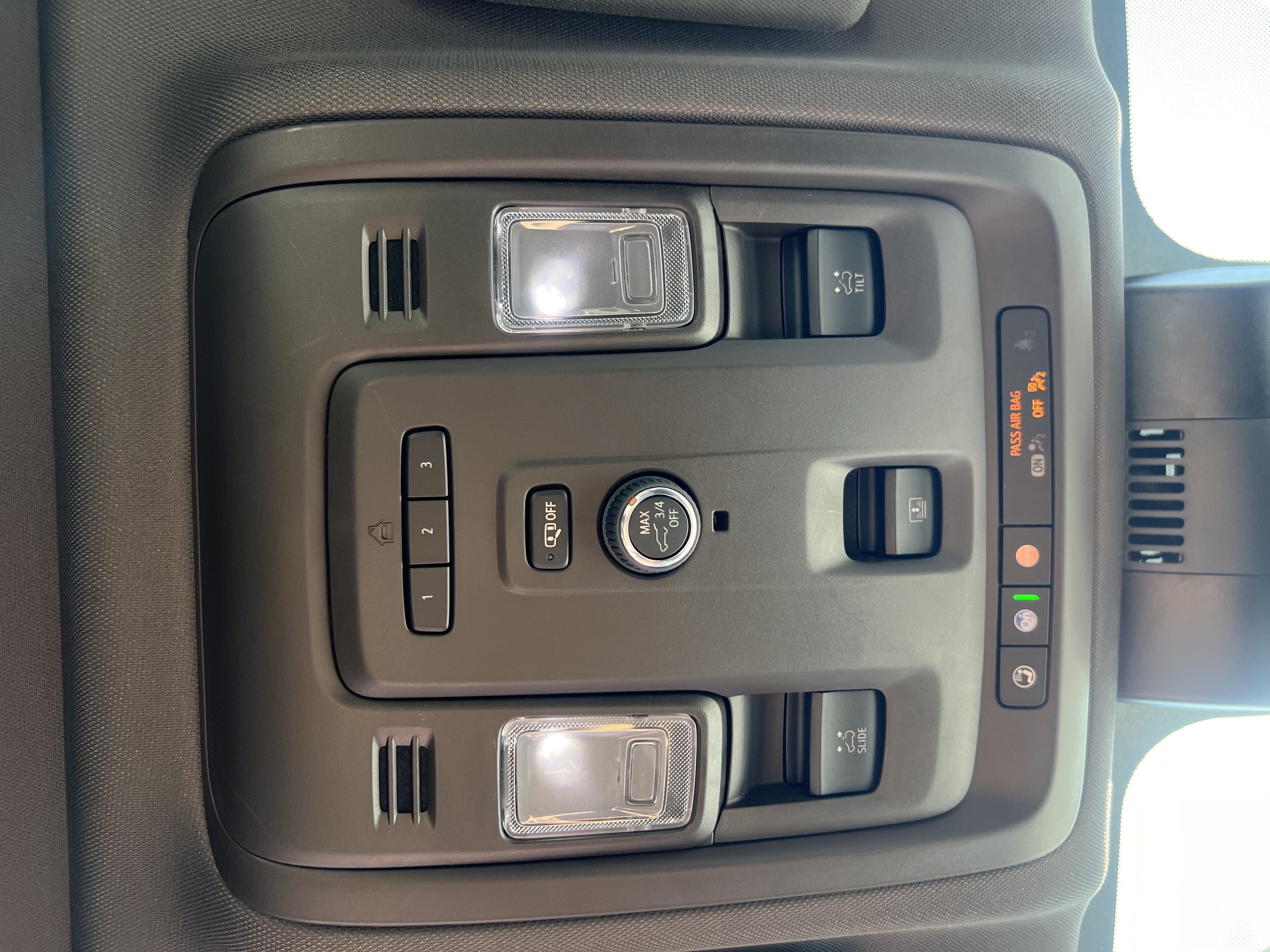 Used 2023 Chevrolet Tahoe Z71 AWD/4WD image 36