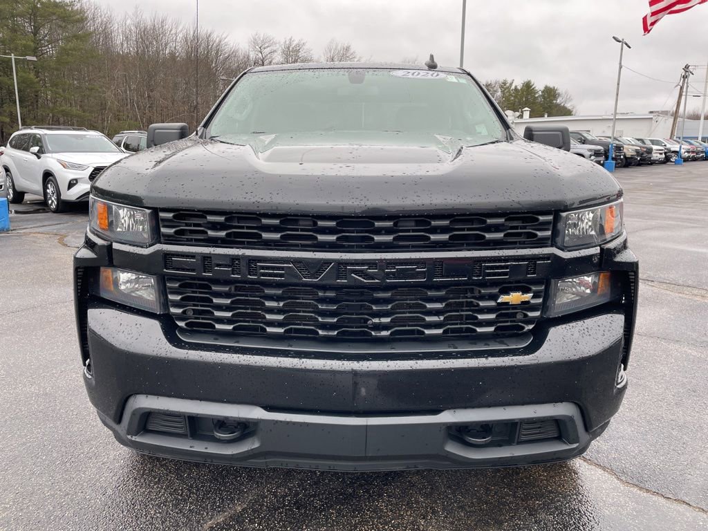 Used 2020 Chevrolet Silverado 1500 Custom w/ Custom Value Package image 2