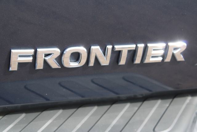 Used 2017 Nissan Frontier SV image 7