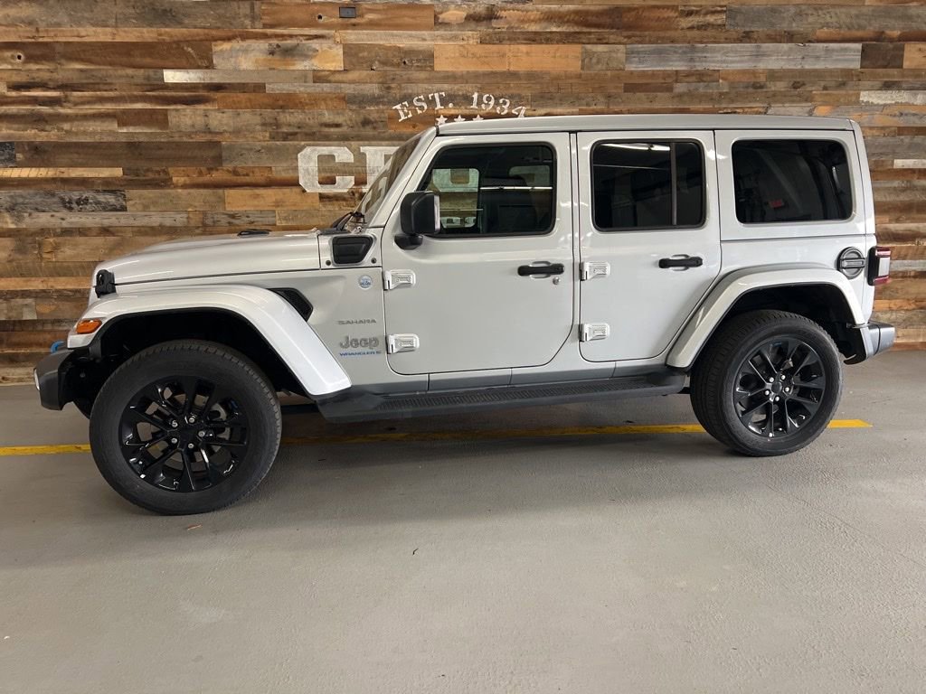 Used 2023 Jeep Wrangler Sahara 4xe image 16