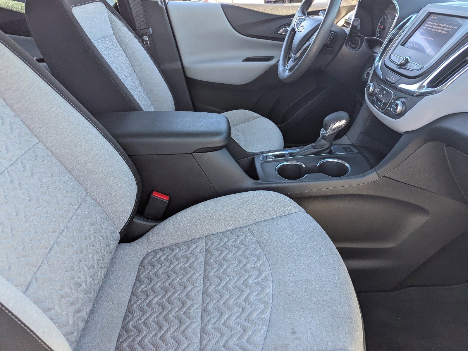 Used 2024 Chevrolet Equinox LS image 12