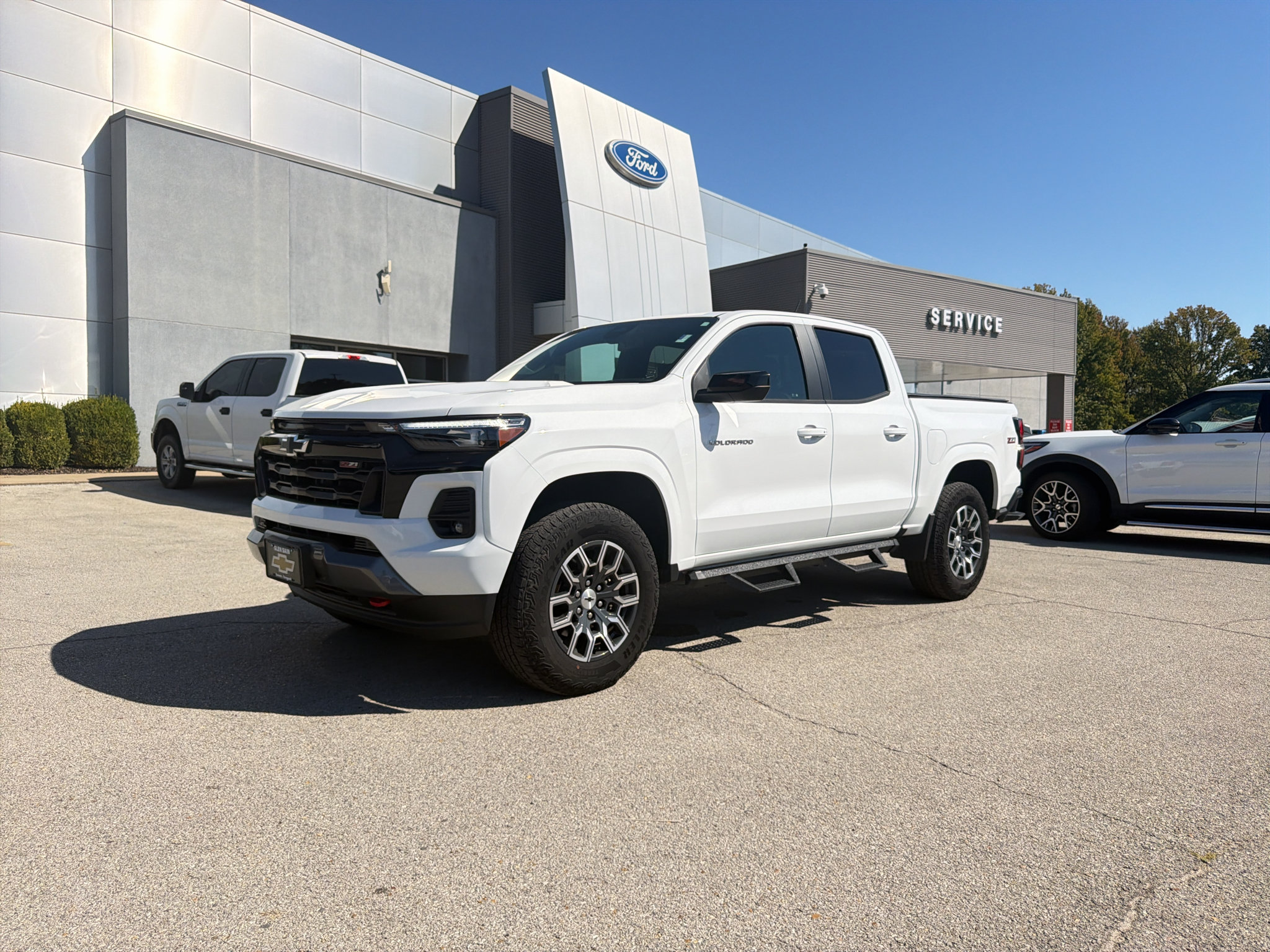 Used 2026 Chevrolet Colorado Z71 w/ Z71 Convenience Package 2 AWD/4WD image 1