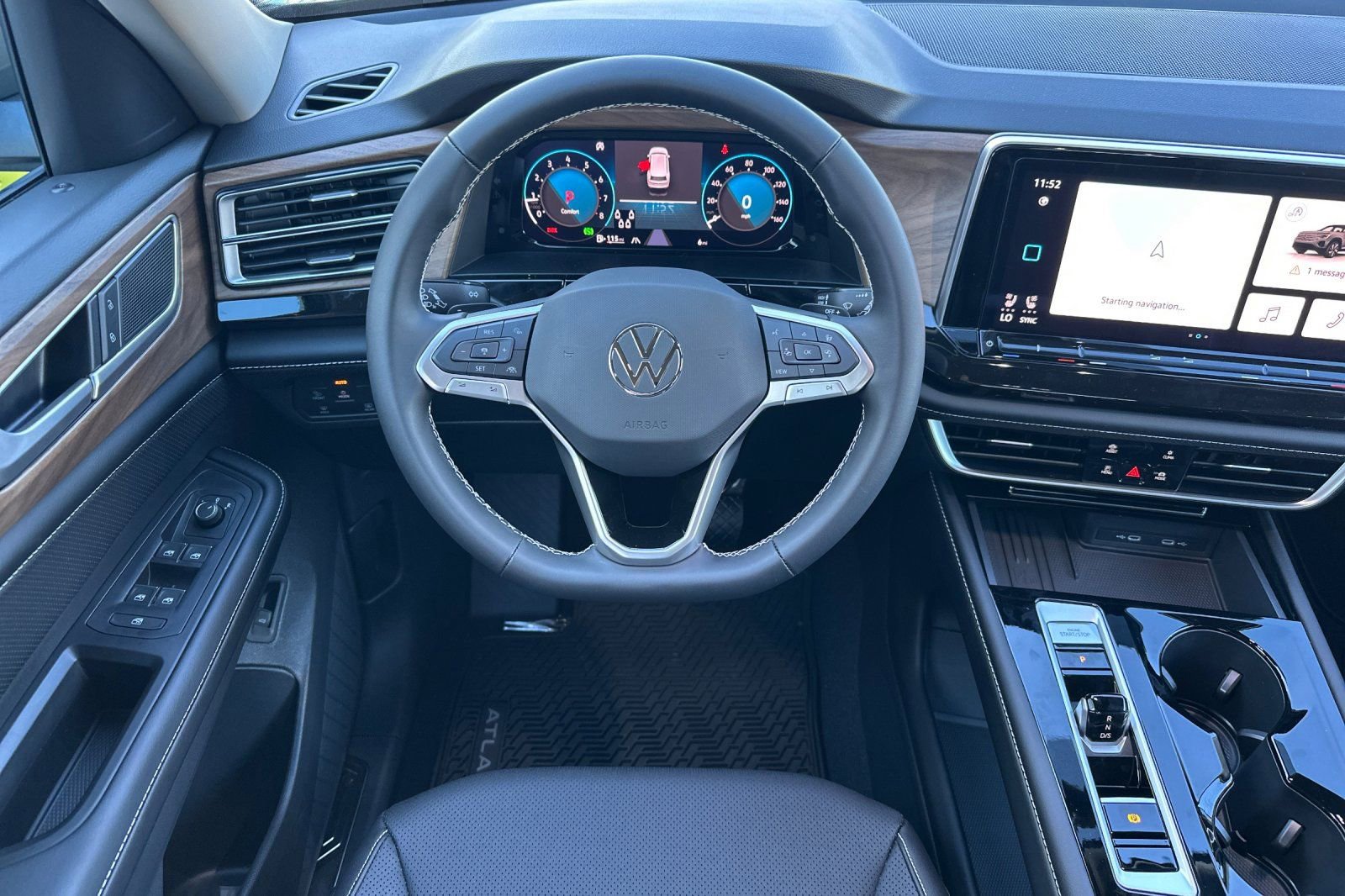 New 2026 Volkswagen Atlas SE image 13