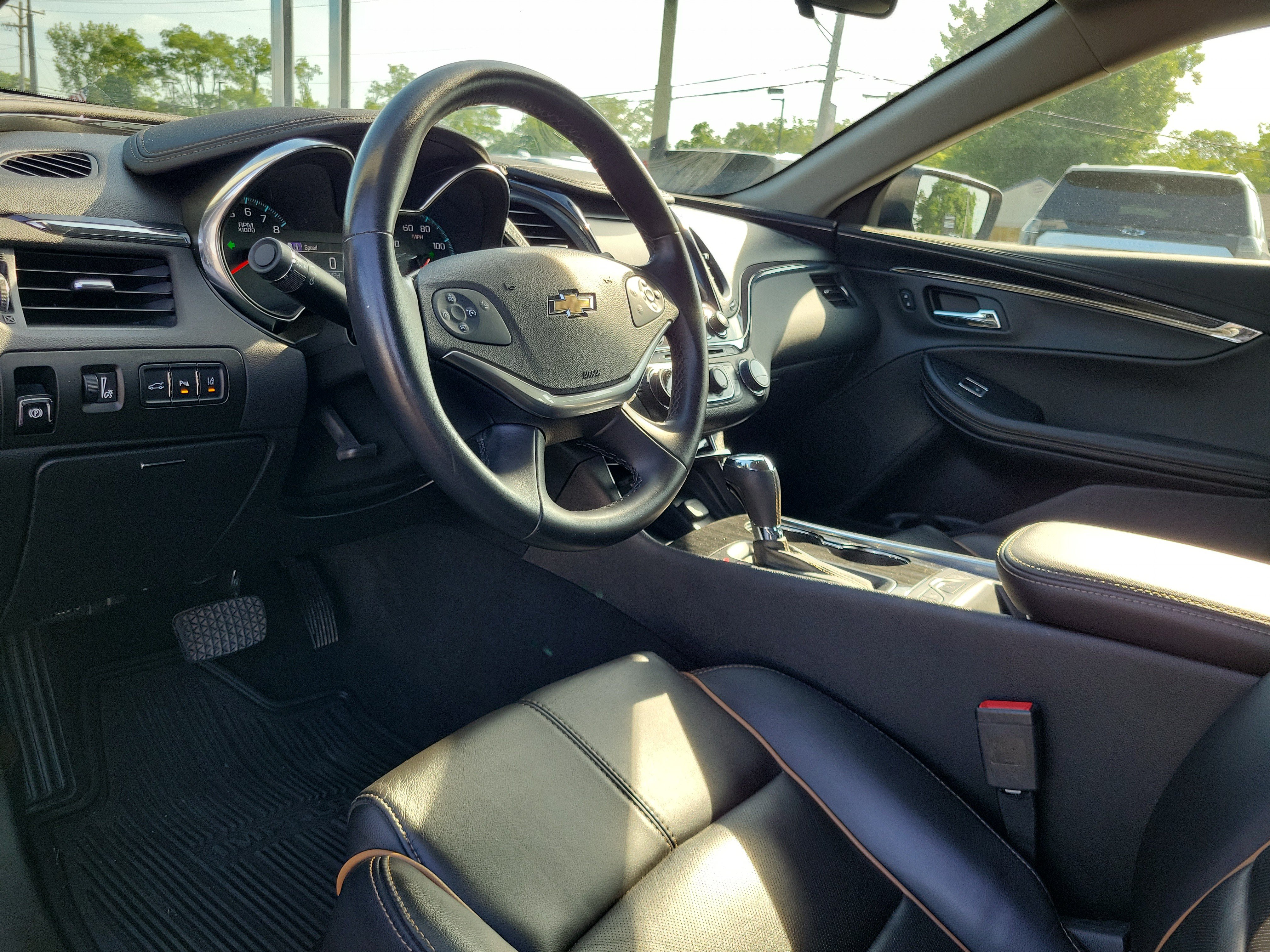 Used 2017 Chevrolet Impala Premier FWD image 19