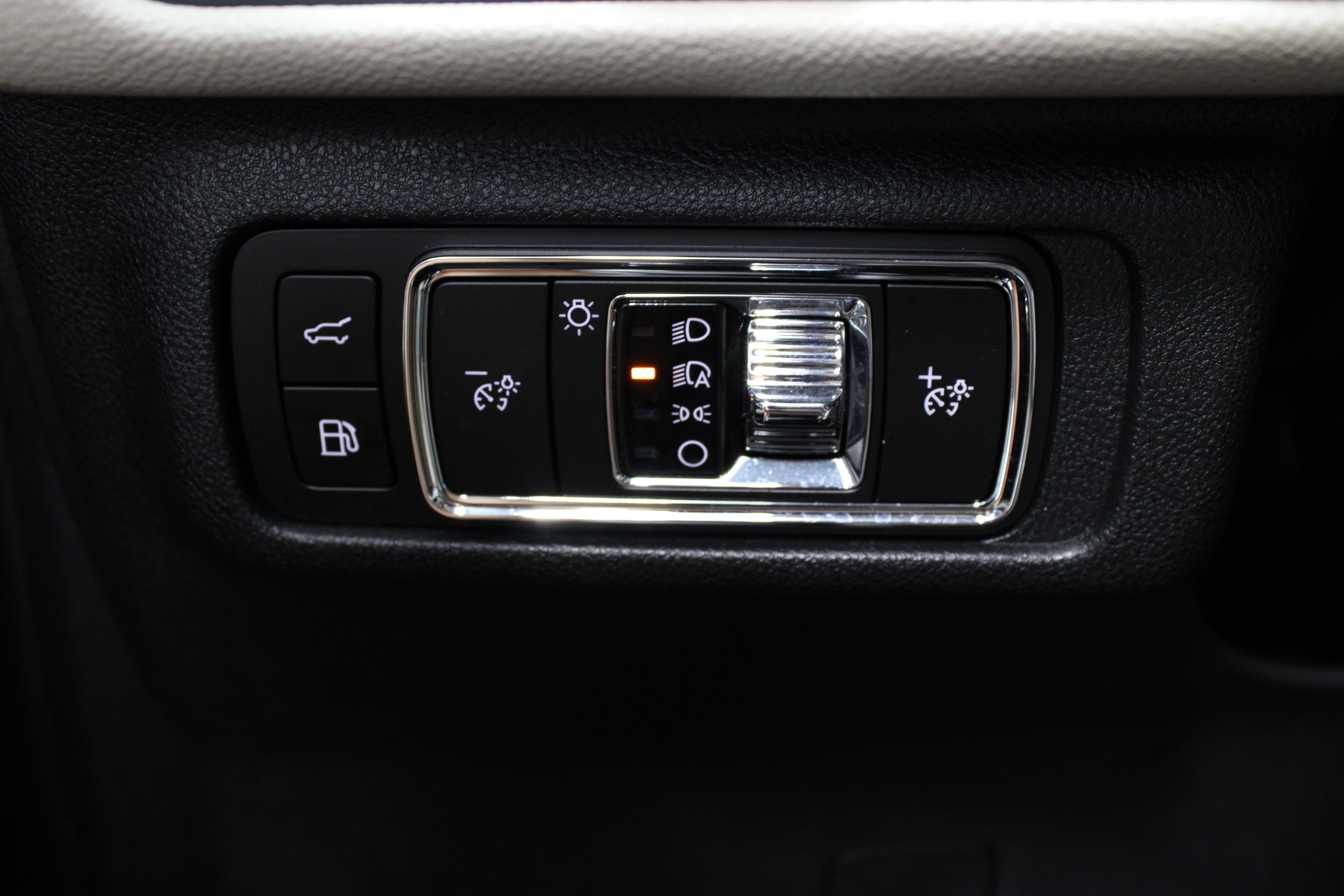 Used 2025 Lincoln Corsair Grand Touring AWD/4WD image 26
