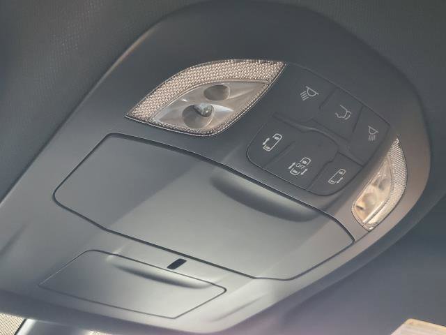 Used 2026 Chrysler Voyager LX image 16