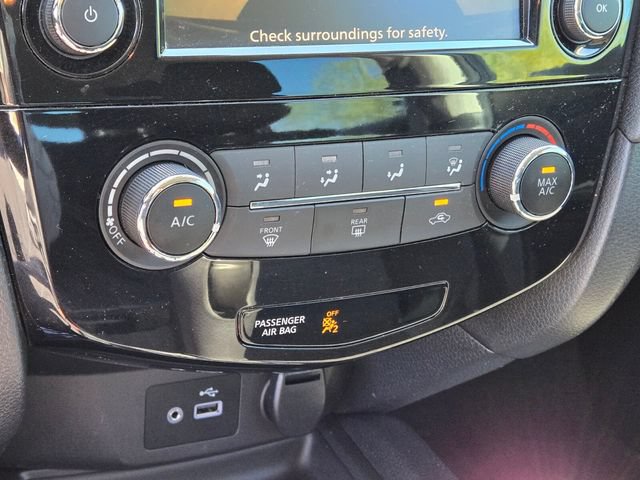 Used 2019 Nissan Rogue S FWD image 33