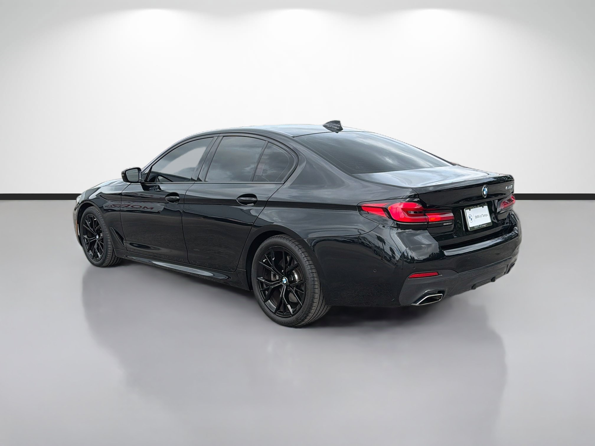 Used 2023 BMW 540i w/ M Sport Package RWD image 5