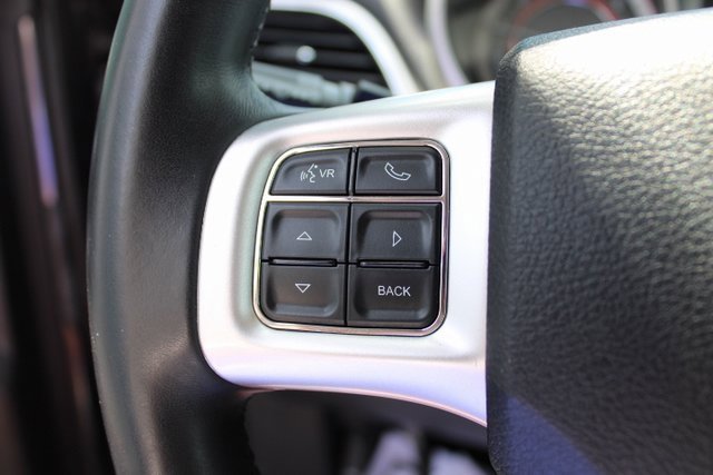 Used 2019 Dodge Journey SE w/ Connectivity Group image 16