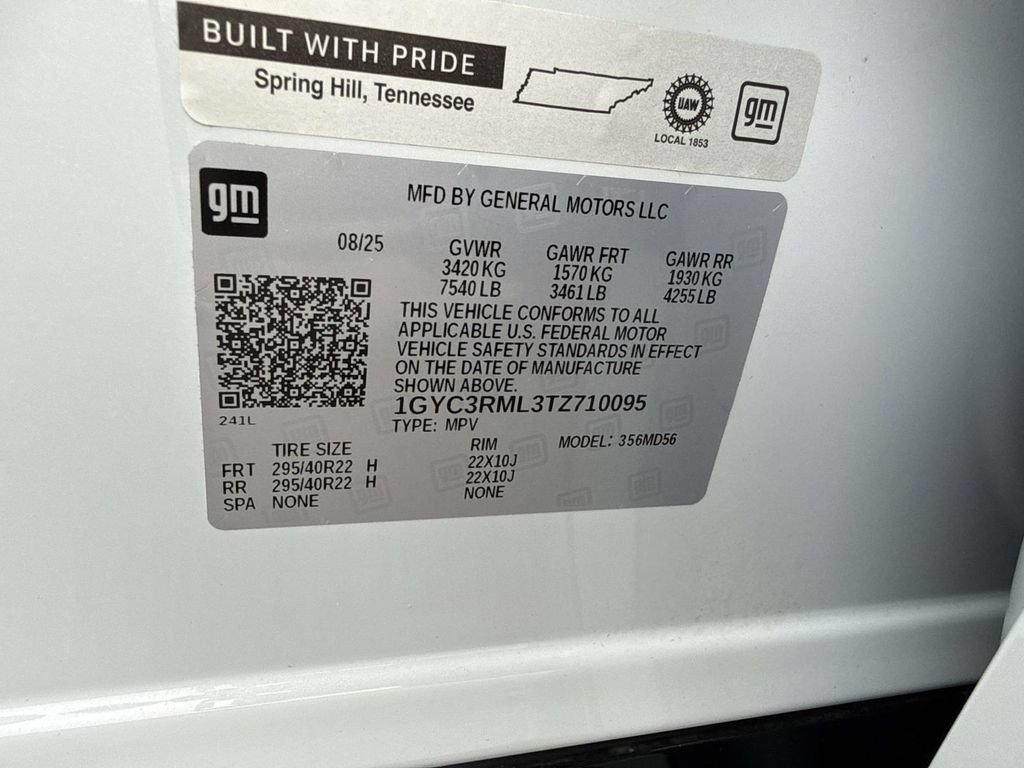 Certified 2026 Cadillac Vistiq Platinum w/ LPO, Floor Liner Package AWD/4WD image 20
