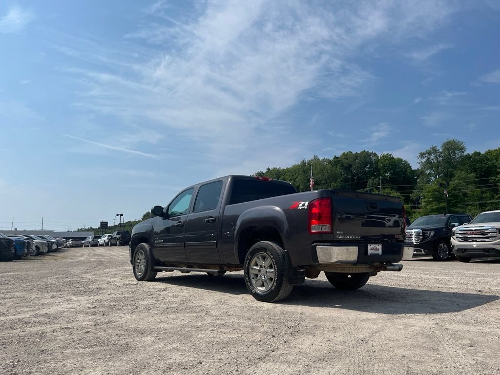 Used 2011 GMC Sierra 1500 SLT w/ SLT Convenience Package AWD/4WD image 8
