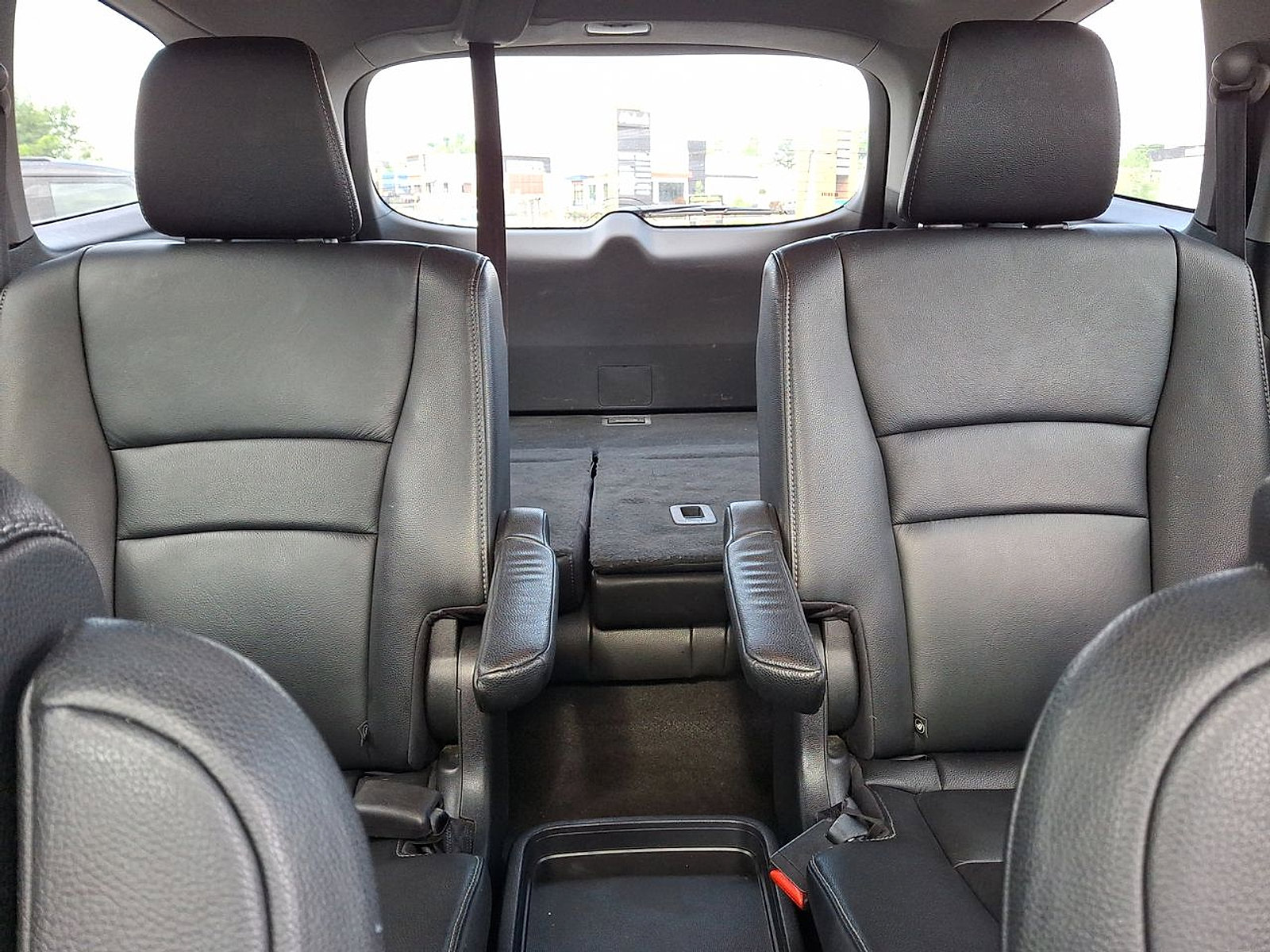 Used 2020 Honda Pilot Touring image 13